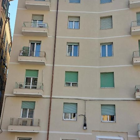 Il Riposo Del Guerriero Guesthouse Genua Exterior foto