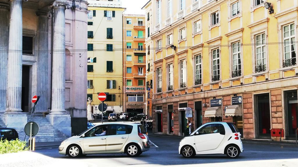 Il Riposo Del Guerriero Guesthouse Genua Exterior foto